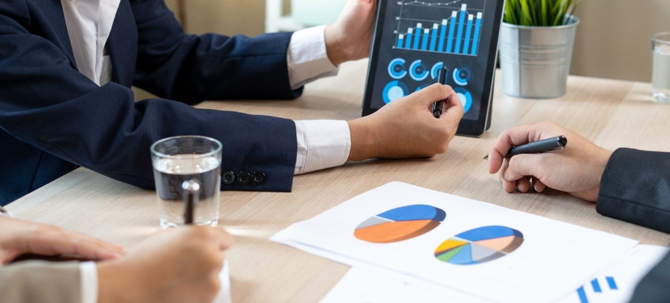 _What Are Expert Advisors (EAs), and How Do They Work